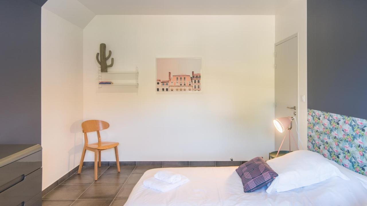 Plein Sud Avec Jacuzzi Privatif Et Parking Prive Lägenhet Sarlat-la-Canéda Exteriör bild